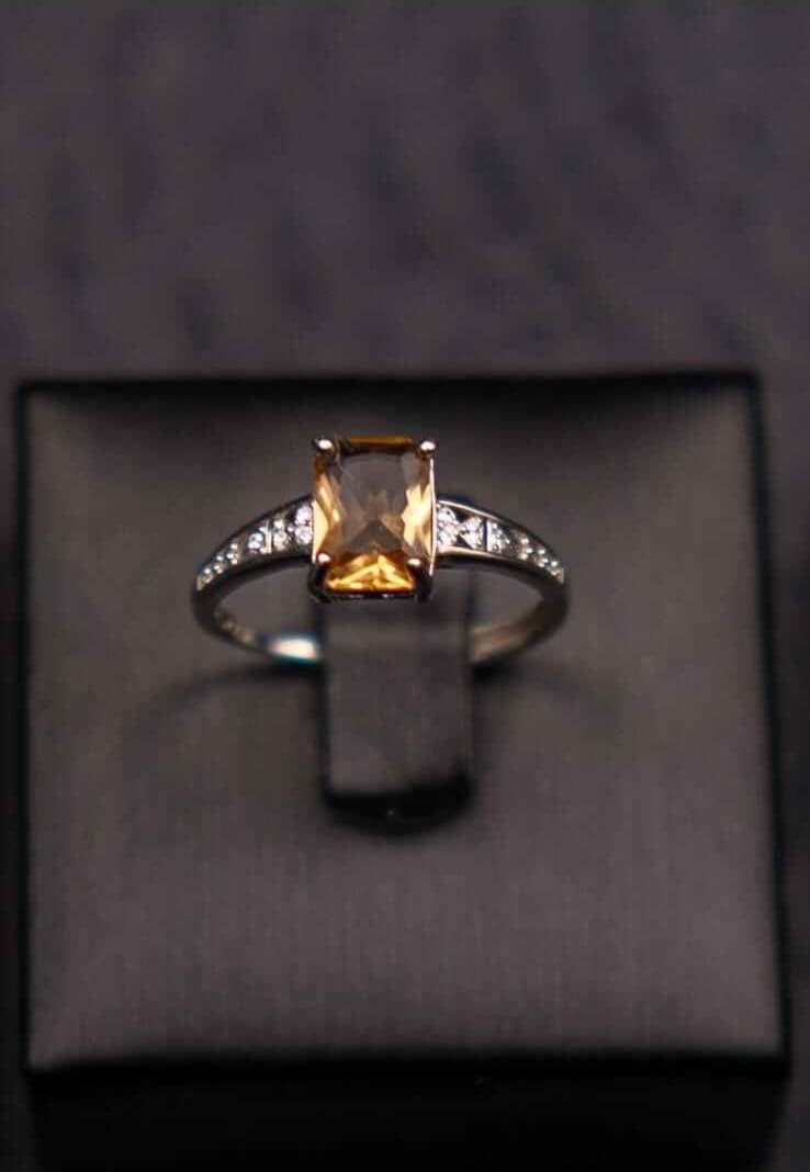 IMG-20250609-WA0003 (1) (1) Zultanit Prsten Srebro